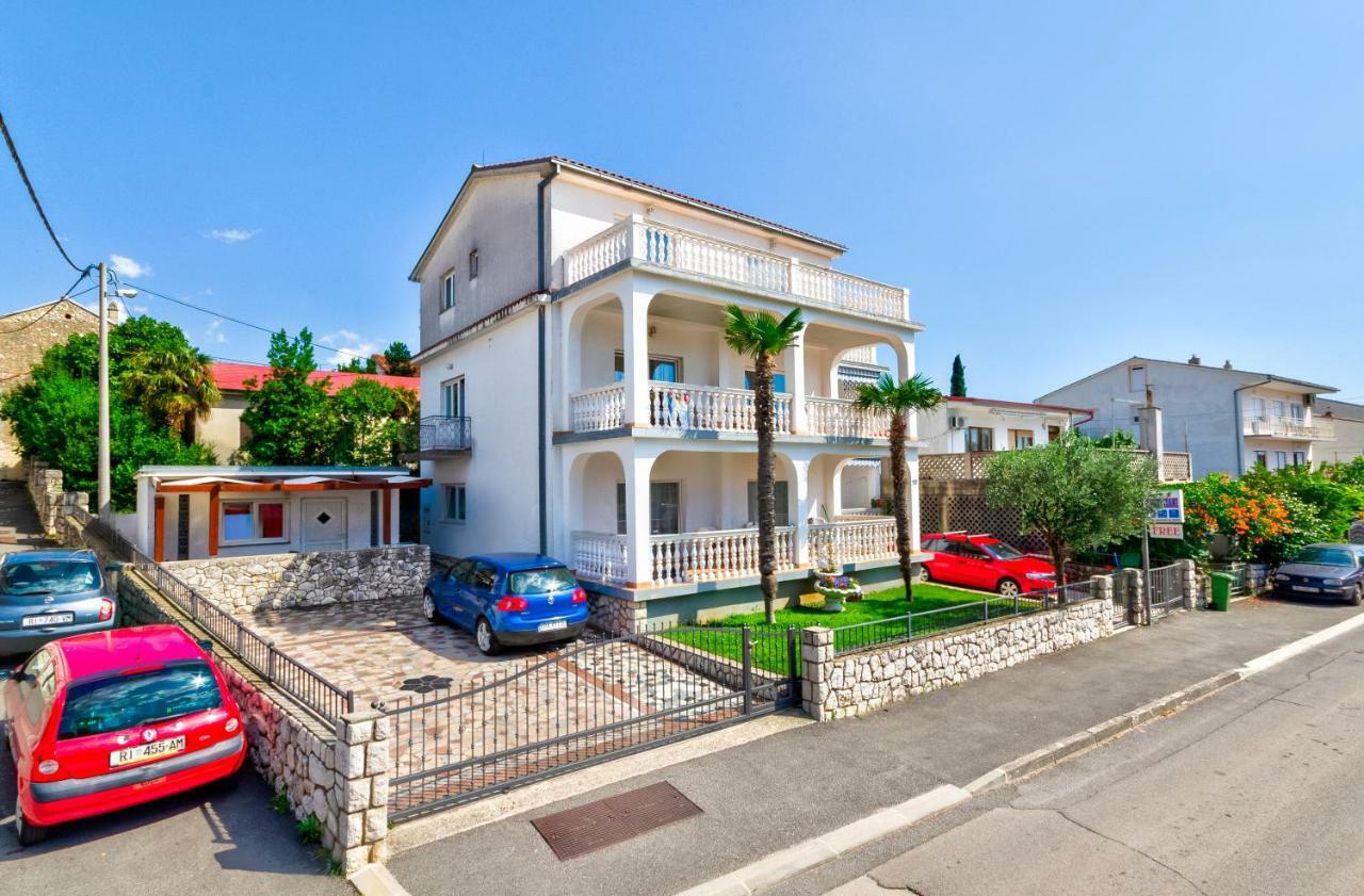 Apartments Vukovic Selce Exterior foto